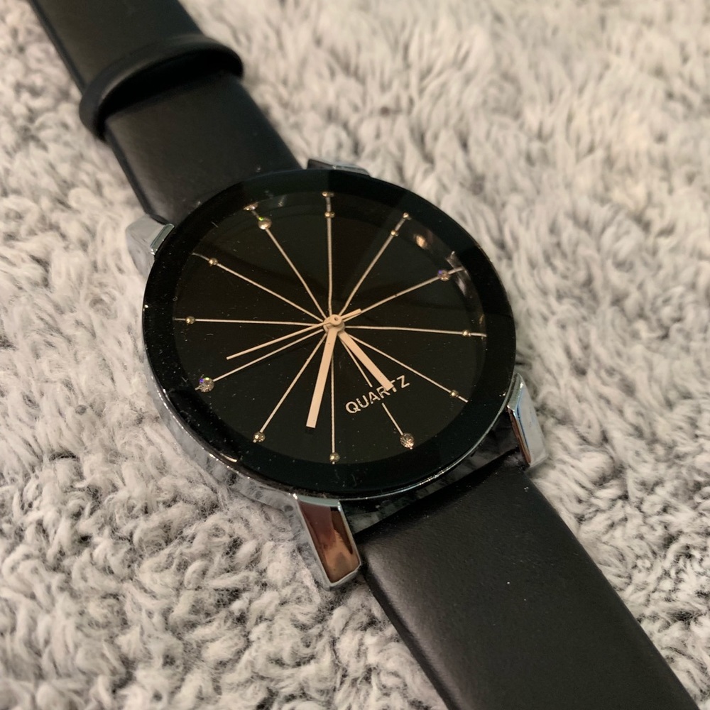Minimalist Quartz Watch